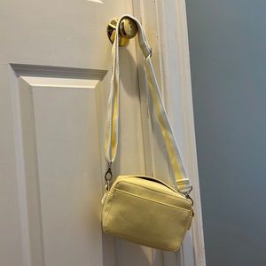 Boutique Crossbody-butter distressed Pebble